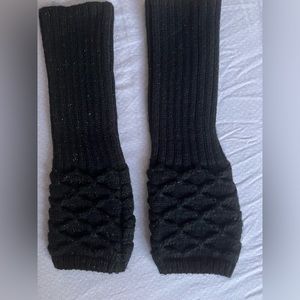 Winter knit gloves